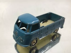 BUDGUE TOY VW T1 PICK UP AIR COOLER ENGINE -BLUE 1:43- FAIR CONDITION - 475 - Imagen 1 de 5