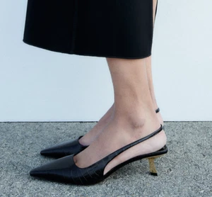 ZARA women's US size 6.5 Black Animal Embossed Slingbacks NWT - Picture 1 of 24