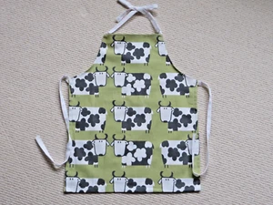 New Childd Comic Cows fabric cotton apron - Picture 1 of 4