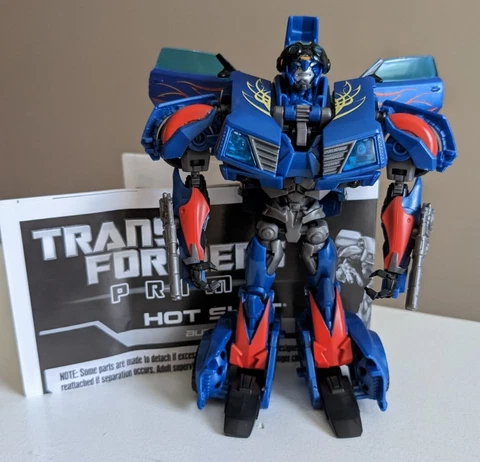 Transformers Prime Robots in Disguise Hot Shot - Deluxe Class Figure Complete Cover