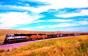 ORIGINAL FUJICHROME SLIDE BNSF SD-70MAC #9461 ANTIOCH, NE SEPTEMBER 1, 2010 - Picture 1 of 1