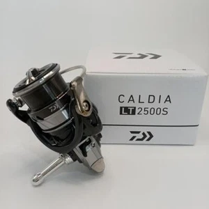 DAIWA 18 CALDIA LT 2500S 00056046 Spinning Reel Used - Picture 1 of 5