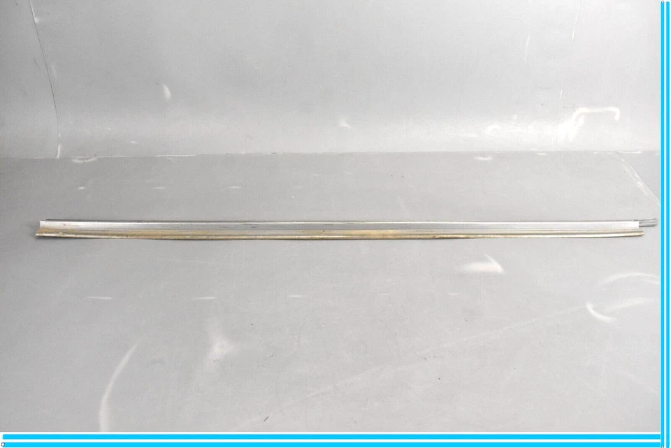 86-91 Jaguar XJS moldura de janela de porta externa traseira esquerda inferior fabricante de equipamento original - Imagem 1 de 4