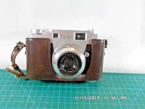 Taron 35 Film Rangefinder Camera with rare Tomioka Opt. Co. "Lausar" Lens - Picture 1 of 12