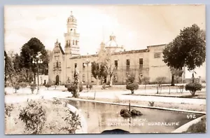Foto postal RPPC de la década de 1940 de la catedral de Santuario de Gaudalupe Morelia Mexio - Imagen 1 de 2