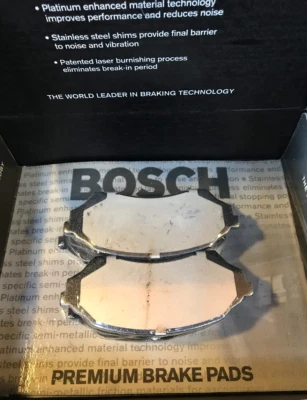 Комплект передних тормозных колодок премиум-класса Bosch — #RBP798 — подходит для Mazda Protege 1999–2001 - Изображение 1 из 3