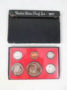 1977 S United States Proof Set 6 Coins with Box & Plastic Display Stand - Picture 1 of 4