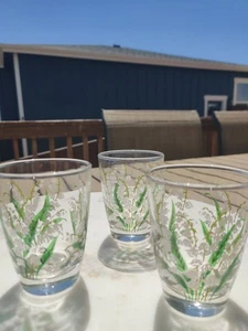 Libbey Lily of the Valley Juice Glass Set of 2 Juice Glasses USA Vintage 3 1/2” - Picture 1 of 6