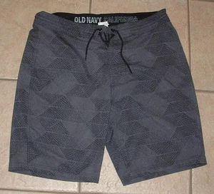 OLD NAVY Mens Sz 34 Casual Wear or Swim Gray Print Stretchy Board Shorts - Picture 1 of 3