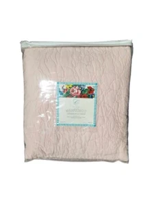 RARE King Size Carleton Varney Coverlet & Shams Light Pink Live Vividly NEW - Picture 1 of 9