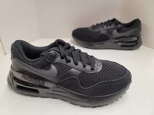NUEVO EN CAJA Zapatos para Correr Nike AIR MAX SYSTM Triple Negro DM9537 004 - Imagen 1 de 5