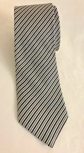 Donald Trump Signature Collection Necktie 3.75X59" Silk Black Thin Stripe Tie  - Picture 1 of 2