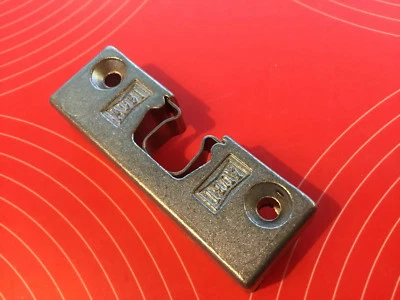 AUBI TS056  NEU Balkontürschnäpper Terrassentür Balkontür Schnäpper TS 56 056 - Bild 1 von 3