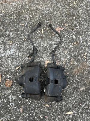 Juego de pinzas de freno delanteras izquierda y derecha Honda Civic 1996-2000 OEM LX DX CX HX EK Foto 1 de 3