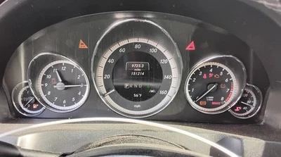 Clase E 2013 velocímetro OE calibre panel 151 k millas Mercedes-Benz Foto 1 de 4