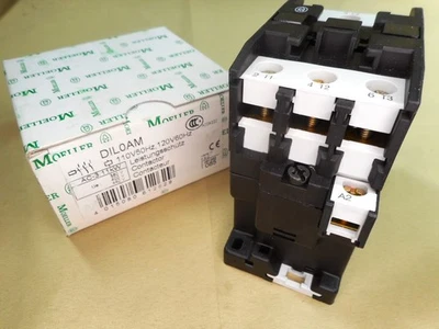 Relé MOELLER DIL0AM 120V (NUEVO EN CAJA) Foto 1 de 3