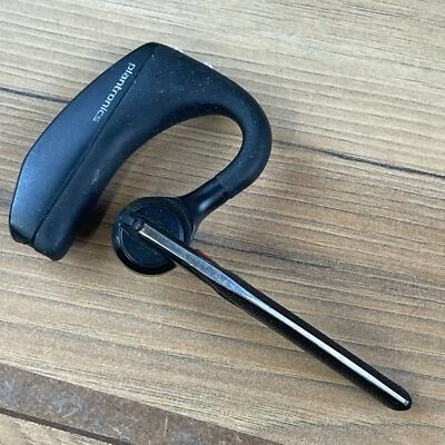 Plantronics Voyager 5200 POTE16 Ear-Hook Headset (Single) Black Bluetooth ANC - Image 1 of 4