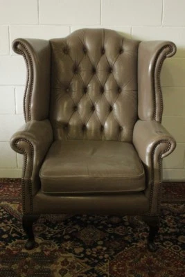 Poltrona chesterfield chester bergere queen anne inglese pelle grigio tortora - Immagine 1 di 4