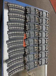 Lot of 40 40-1022 MTH O31 Half Curves • - Picture 1 of 1