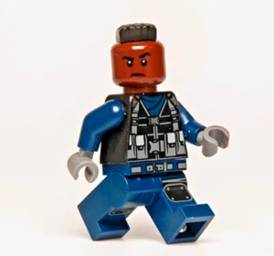 LEGO® Jurassic World Minifigure - ACU Tracker w/ Mohawk (jw035) 75931 - Picture 1 of 7