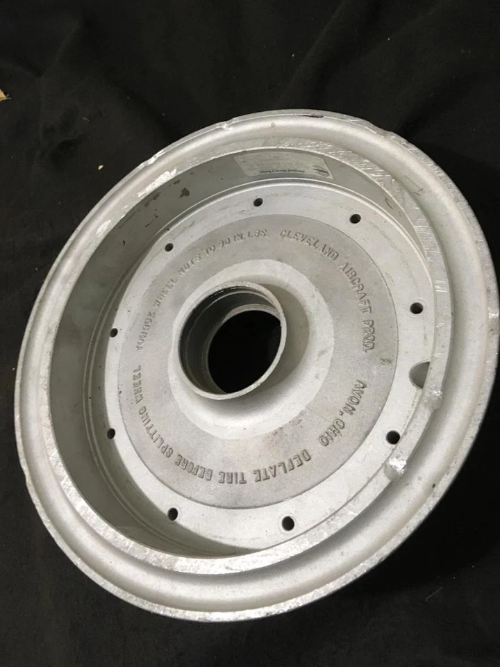 MITAD RUEDA CLEVELAND 7.5-10 162-34 Foto 1 de 4