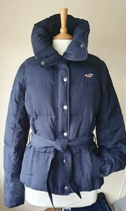 Giacca Tampone Hollister Taglia L Imbottita Cappotto Cintura Navy Tartan Collare Alto Ecc - Foto 1 di 15