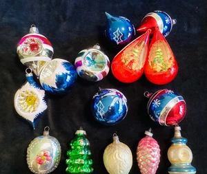 Vtg-(13) Glass + (2) Plastic Christmas Ornaments-Indent- Glitter-Iridescent - Picture 1 of 4