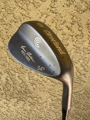 CLEVELAND TOUR ACTION REG. 588 RAW 54* SAND WEDGE - EXTRA STIFF FLEX GRAPHITE - Image 1 of 4
