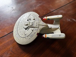 Star Trek TNG "All Good Things" Enterprise D - Transforming Battle Version - Loo - Bild 1 von 3