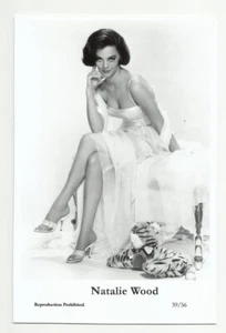 BX115) NATALIE WOOD SWIFTSURE PHOTO POSTCARD (39/56) FILMSTAR PIN UP GLAMOR - Picture 1 of 1