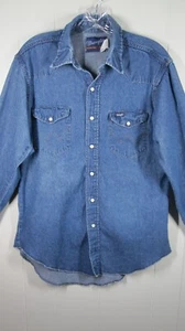 Wrangler Shirt Men's M Blue Denim Pearl Snap XL Tails Western Cowboy Rodeo VTG - Picture 1 of 15