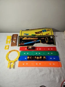 Vintage Lido Stunt Car Show Playset Friction Toy Car Complete - Picture 1 of 19