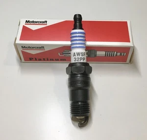 6 candele Motorcraft AWSF32PP adatte per FORD USA JAGUAR FORD VOLVO MAZDA - Foto 1 di 5
