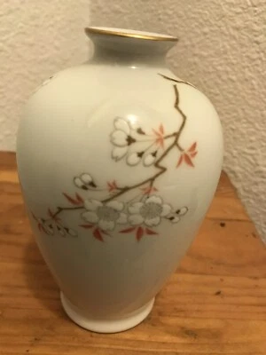 Jarrón japonés de porcelana Imari flor de cerezo antiguo Japón Foto 1 de 4