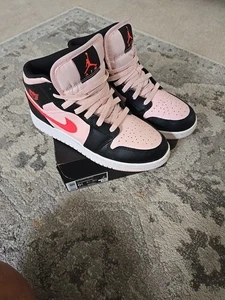 Nike Air Jordan 1 Mid GS Atmosphere Black Infrared 554725-604 6.5Y / Women's 8 - Picture 1 of 11