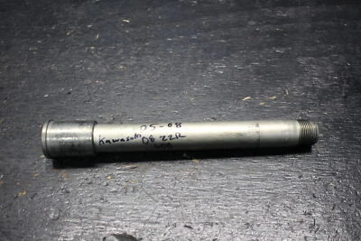 05-08 KAWASAKI ZZR 600 LLANTA DELANTERA EJE PIVOTE PERNO 2005 06 2006 07 2007 2008 Foto 1 de 3