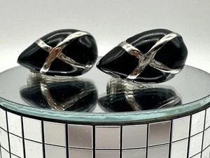 Vintage Teardrop Black & Silver Colored Clip On Earrings 1” L x .25” W - Picture 1 of 6