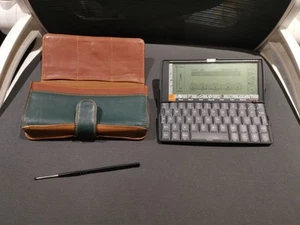 PSION SERIES 5 PDA HANDHELD PALMTOP WITH STYLUS & CASE vintage retro computer - Zdjęcie 1 z 18