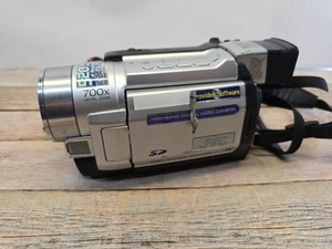 JVC GR-DVL520U Mini DV Digital High-Band Video Camcorder Camera Untested - Picture 1 of 6