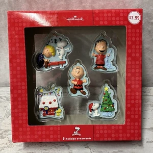 Hallmark Christmas Set PEANUTS HOLIDAY ORNAMENTS Snoopy Charlie Brown NEW IN BOX - Picture 1 of 3