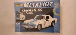 Revell 1:24 Scale Corvette GS Racing #8706 - Picture 1 of 3
