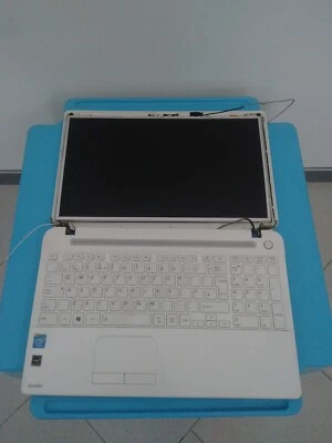 Notebook Toshiba Satellite C55-A-1R6 PSCJEE-00R007EN per parti di ricambio - Immagine 1 di 4