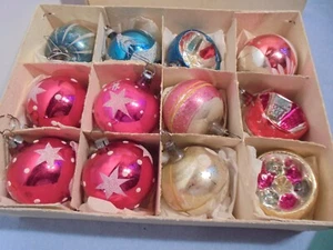 12 CHRISTBAUMKUGELN CA. 1930 D= 4,5 CM BUND GEMISCHT - Bild 1 von 5