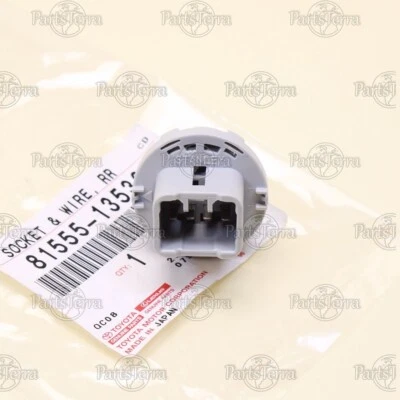 Nuevo enchufe de luz trasera genuino OEM Toyota 2003-2008 GX 470 LEXUS 8155513530 Foto 1 de 4