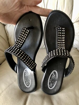 Sandália Callisto Feminina Strass Preta Metálica Tamanho 5 [Usada] VENDA FINAL - Imagem 1 de 4