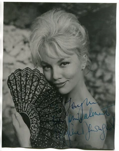 Film-Bild, Mylene Demongeot,Autogramm, Orig.signiertes Foto 18,5 x 24 cm 50er - Picture 1 of 2