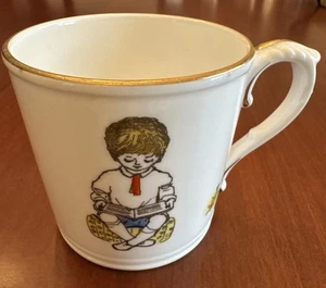 Vintage Royal Worcester Fine Bone China Becher Tasse England Wednesday Child Knows No Woe - Bild 1 von 9