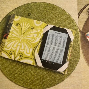 2013 SEWING PATTERN for Kindle iPad fanny pack electronic UC FF Butterick - Picture 1 of 10
