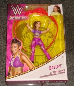 WWE Superstars Bayley Ultimate Fan Pack - Picture 1 of 2
