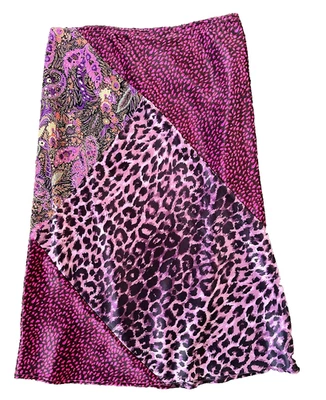 Falda midi grande vintage Y2K Luna Chix púrpura rosa leopardo y cachemira retazos Foto 1 de 4